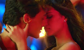  Baaghi, SHRADDHA KAPOOR,Tiger Shroff, Kissing Scene,Serial Kisser,Bollywood