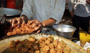 Best Pakoras in Delhi, Delhi Pakora,Delhi Street Food, Pakoras In Delhi, Street Food