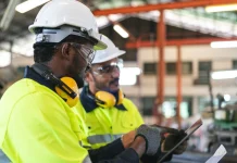 INDIA’S SAFETY ASPECTS IN FACTORIES ARE PATHETIC TO SAY THE LEAST!